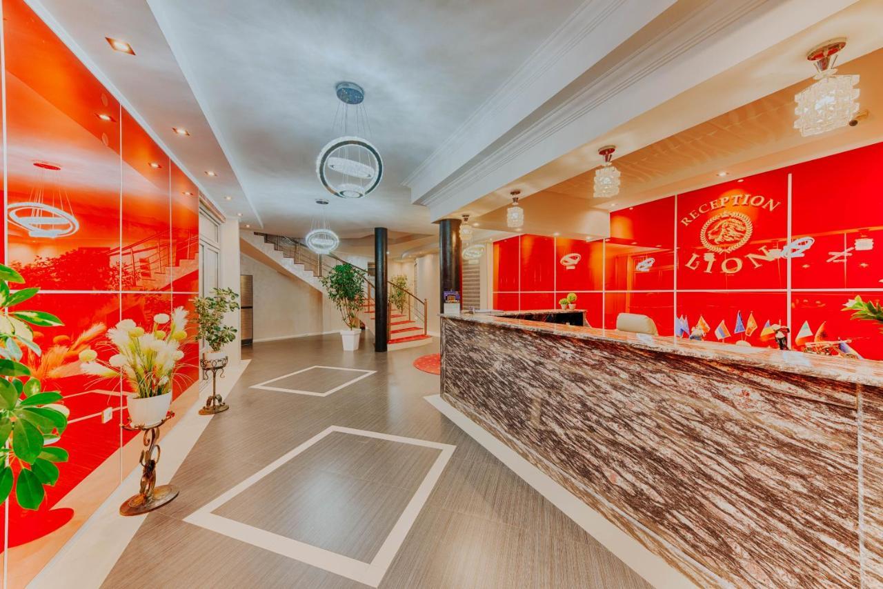 Hotel Lion Ulcinj Buitenkant foto